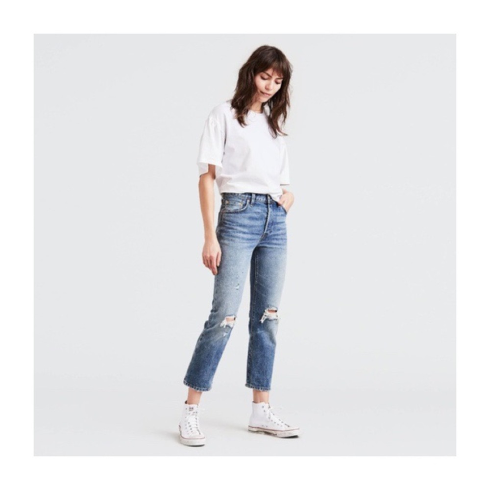 COPY - 501 Cropped High Rise Selvedge Jean Ripped